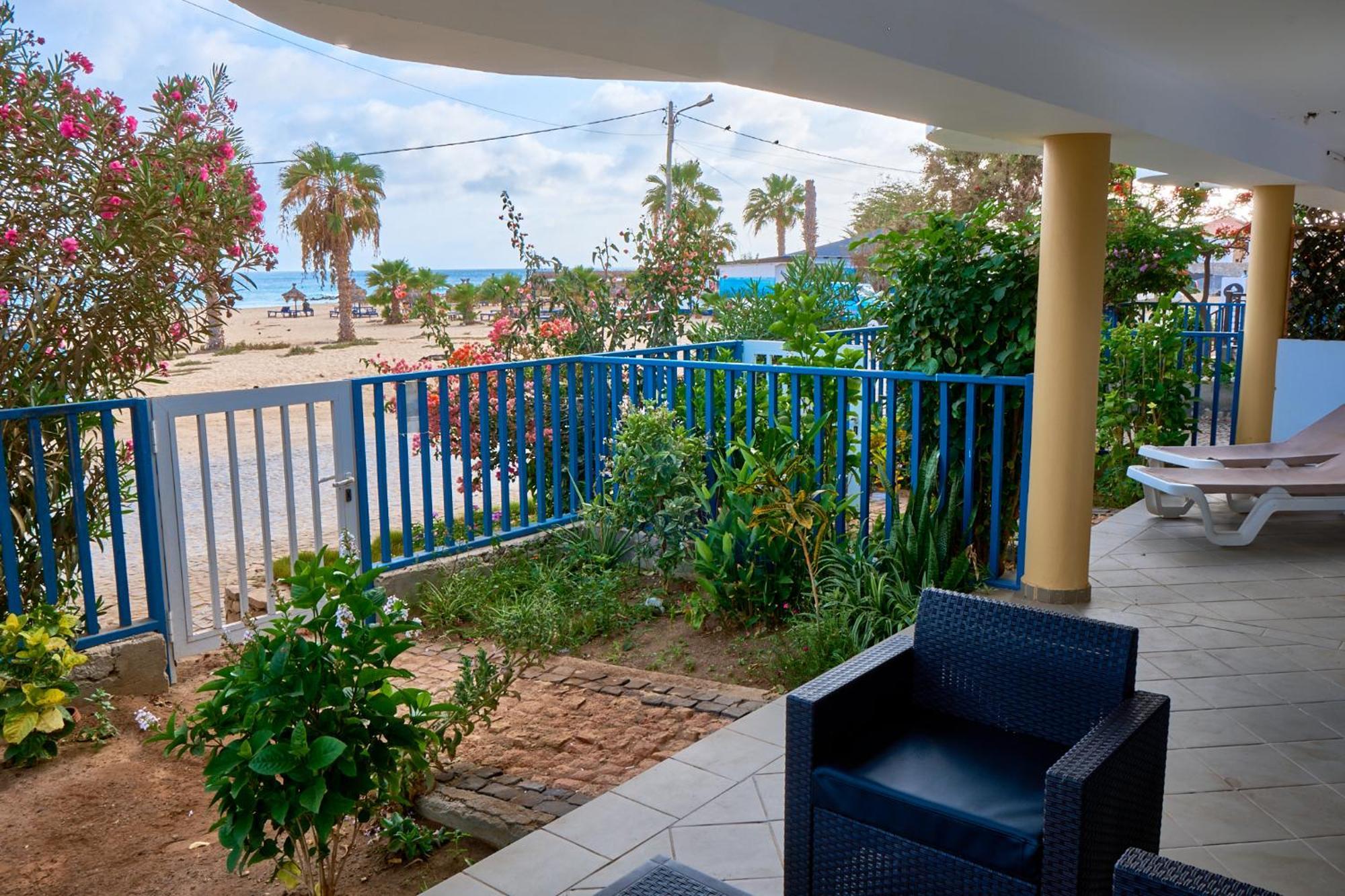 Leme Bedje Sea View - By Bobbywashere Santa Maria Luaran gambar